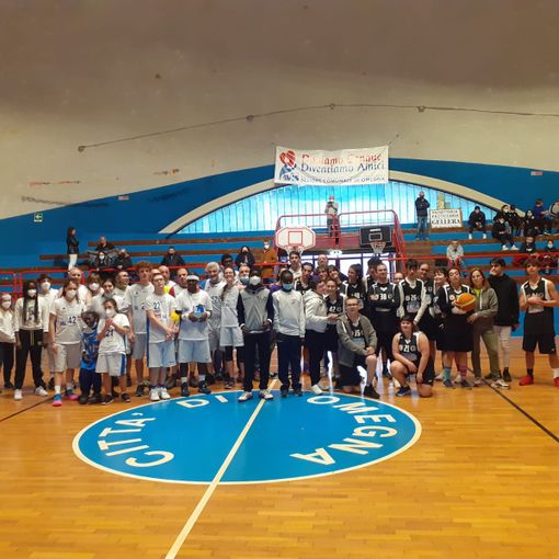 Sconfitta per l'Azzurra Basket VCO nella prima giornata del campionato Baskin