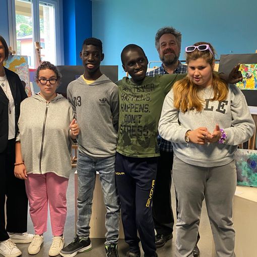 &quot;Oltre le parole&quot;: in mostra al Gobetti le opere realizzate dai ragazzi con disabilità FOTO