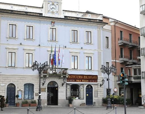 Nuovo porto di Stresa saranno installate paratie sotto la diga foranea