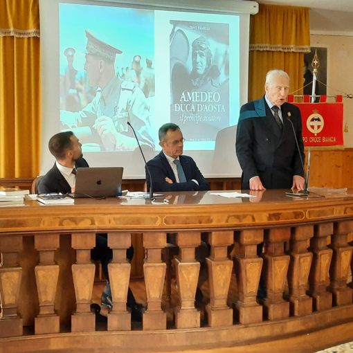 Buona partecipazione per la presentazione del libro “Amedeo Duca d’Aosta – il principe aviatore”