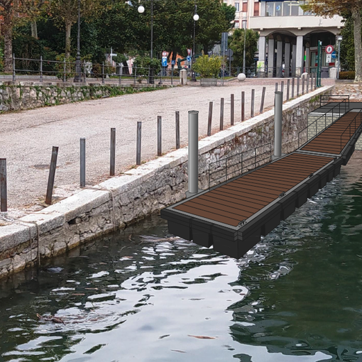 Nuovo pontile di attracco al porto di Intra, anche per imbarcazioni elettriche