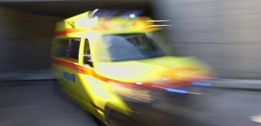 Grave incidente ad Ascona: massi colpiscono auto di una 59enne italiana