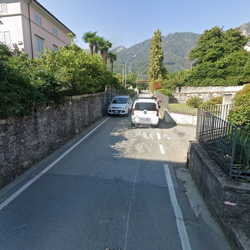 Arriva il senso unico in via Oltrefiume a Baveno