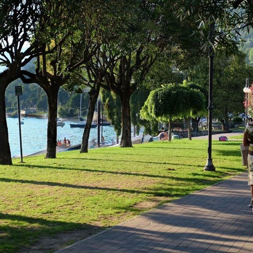Suna, la benedizione del nuovo pontile per la navigazione