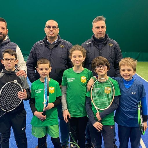 L'effetto Sinner arriva a Omegna: crescono le iscrizioni e i risultati dei giovani tennisti