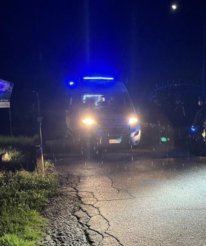 Tragedia sul Lago Maggiore, barca si ribalta: una vittima e quattro dispersi VIDEO
