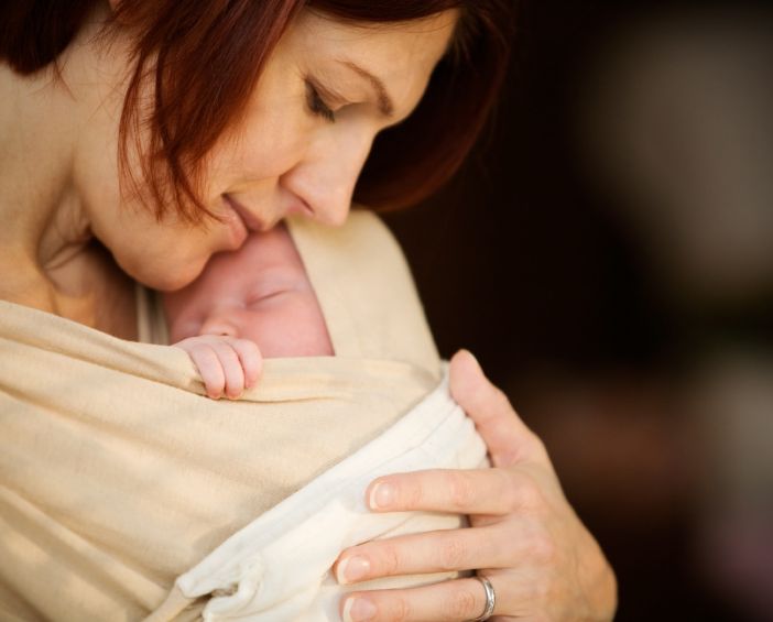 Decontribuzione mamme lavoratrici: le novità e le precisionsi dell’Inps