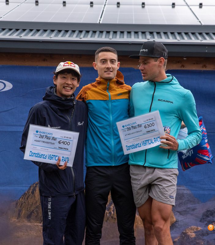 Domobianca Vertical Race: Roberto Delorenzi conquista la terza edizione FOTO