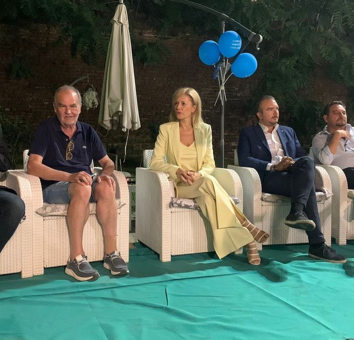 Il ministro Calderoli a Novara: &quot;Entro il 2024 ridare vita alle province&quot;