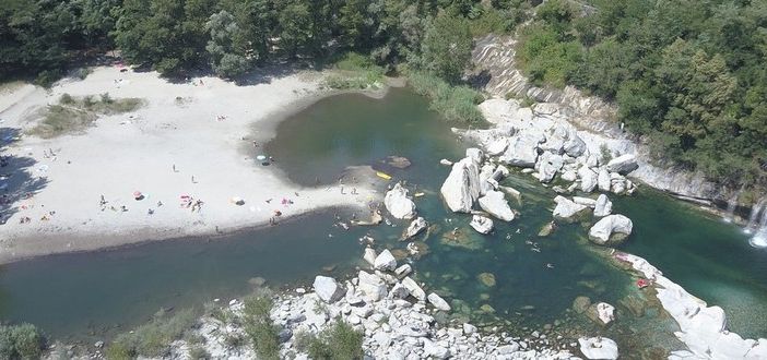 Locarnese, quattordicenne muore dopo essersi tuffato in un fiume
