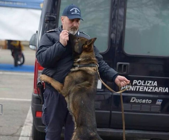 Carceri italiane, 23 nuovi conduttori cinofili in arrivo dopo il corso ad Asti