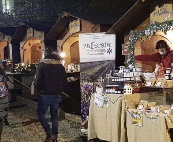 A Biella il Natale si illumina di magia, grazie al Mercatino degli Angeli e ai Presepi delle valli