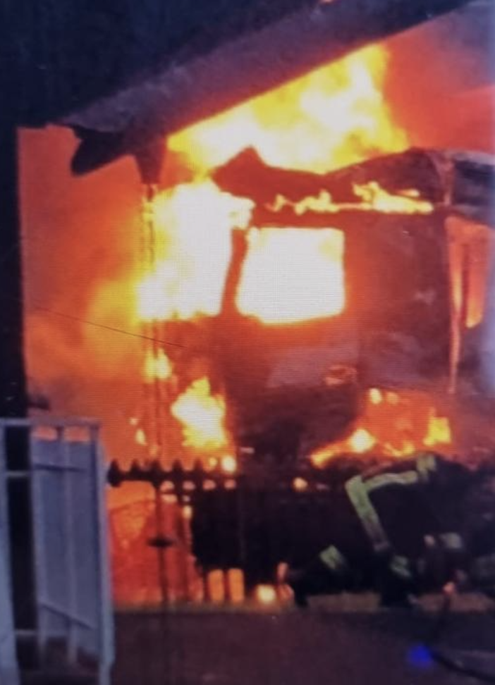 Incendio su un treno merci sulla Domo Novara  FOTO e VIDEO