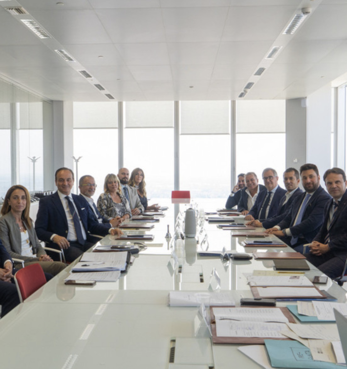 Prima riunione della nuova Giunta regionale con il governatore Cirio