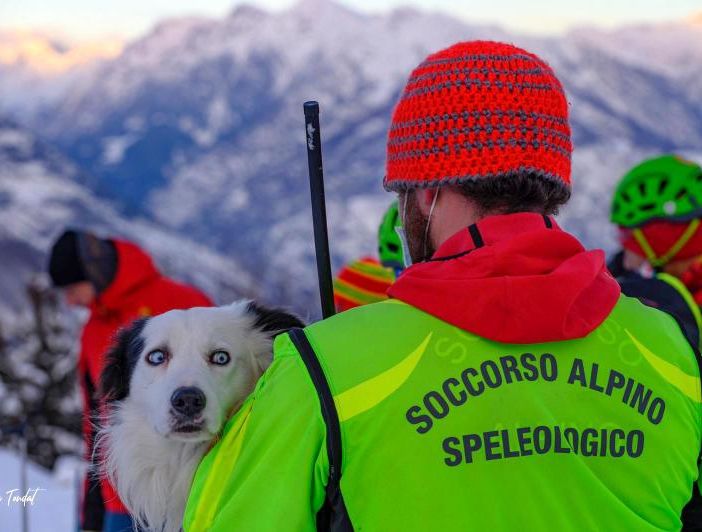 Due alpinisti bloccati su una ferrata salvati dall'elicottero del 118