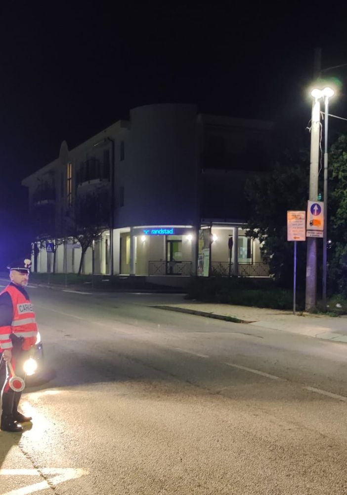 Controlli dei carabinieri: 4 patenti ritirate nel fine settimana