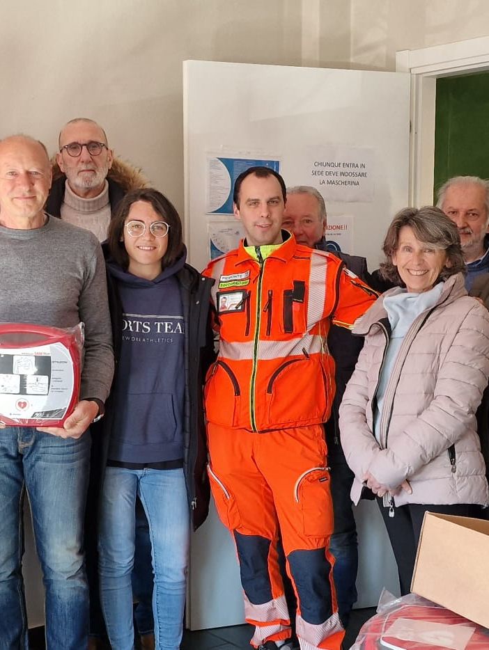 Un nuovo defibrillatore per la Croce Verde
