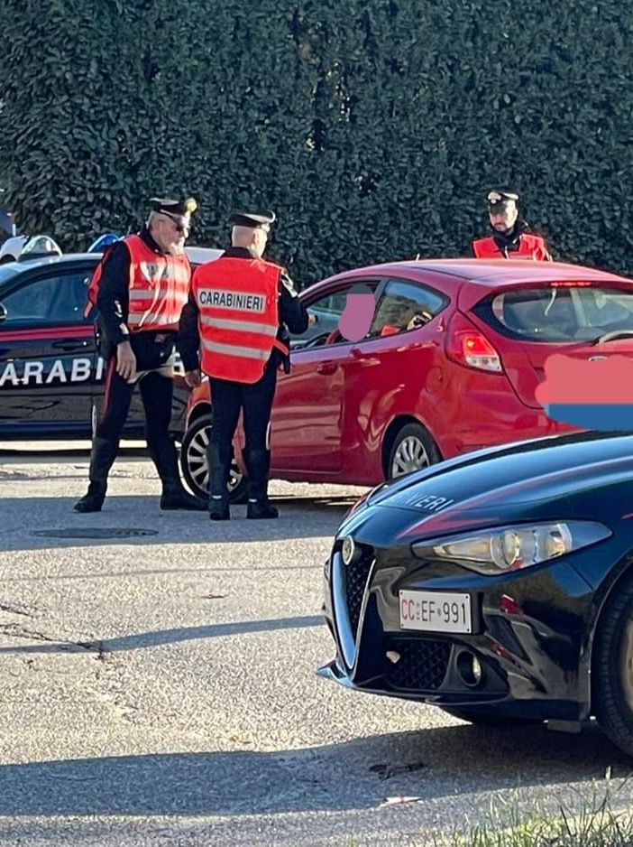 Ornavasso, 22enne fermato con addosso 50 grammi di fumo