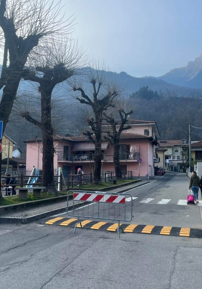 Casale Corte Cerro, divieto di transito in via Bertone Bruno diventerà definitivo