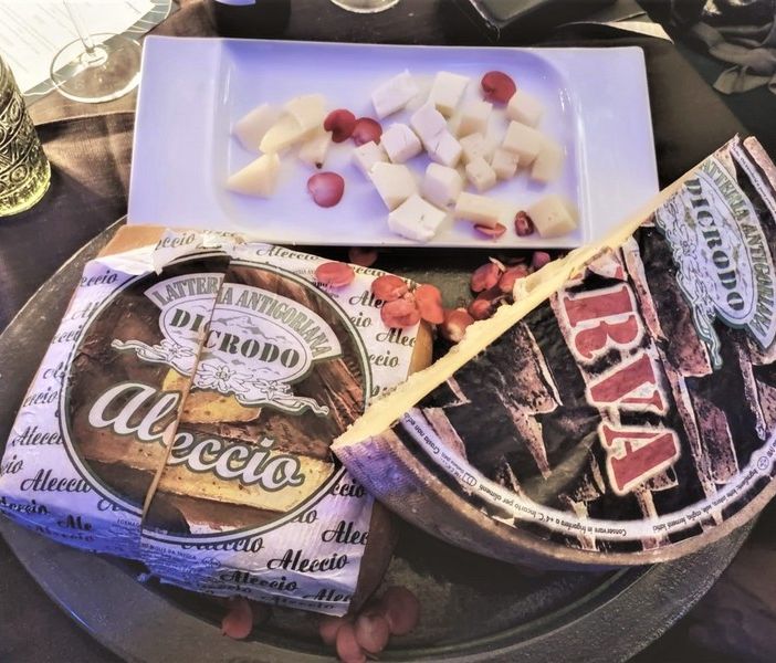 Festival di Sanremo 2023: grande successo per il 'Gala' del nostro gruppo editoriale con Elisabetta Gregoraci a Villa Noseda FOTO