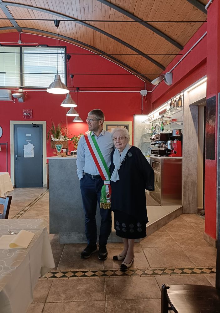 Luisa Verdi festeggia 100 anni di vita, un evento pieno di gioia e amore