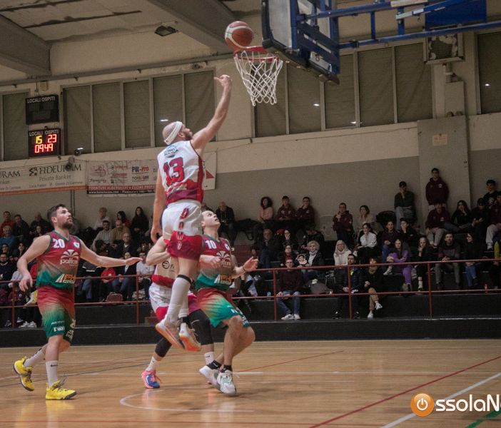 La Paracchini Expo Foma vince con Trecate e si qualifica per i play-off