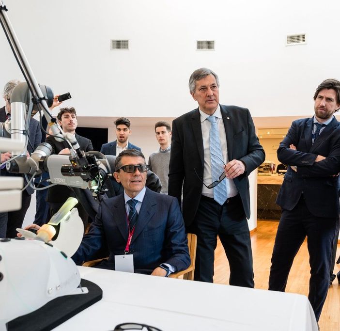 Chirurgia robotica: Piemonte all’avanguardia nella tecnologia sanitaria