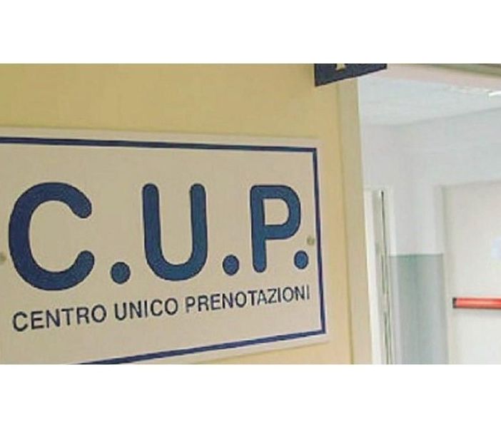 Presidio dei lavoratori Cup Piemonte sotto la sede del Consiglio regionale
