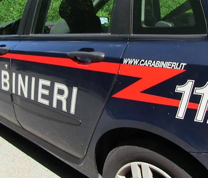 Smonta una moto sottoposta a sequestro e vende i pezzi di ricambio online