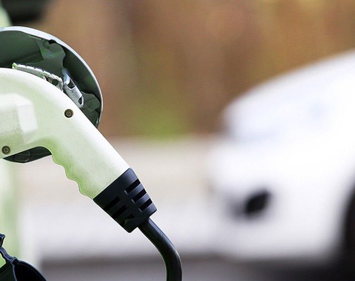 Indagine rivela atteggiamento positivo nei confronti delle auto elettriche in Europa