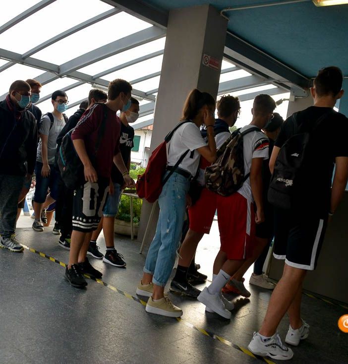 Stretta sulle scuole, torna la Dad anche con un solo caso di positività in classe