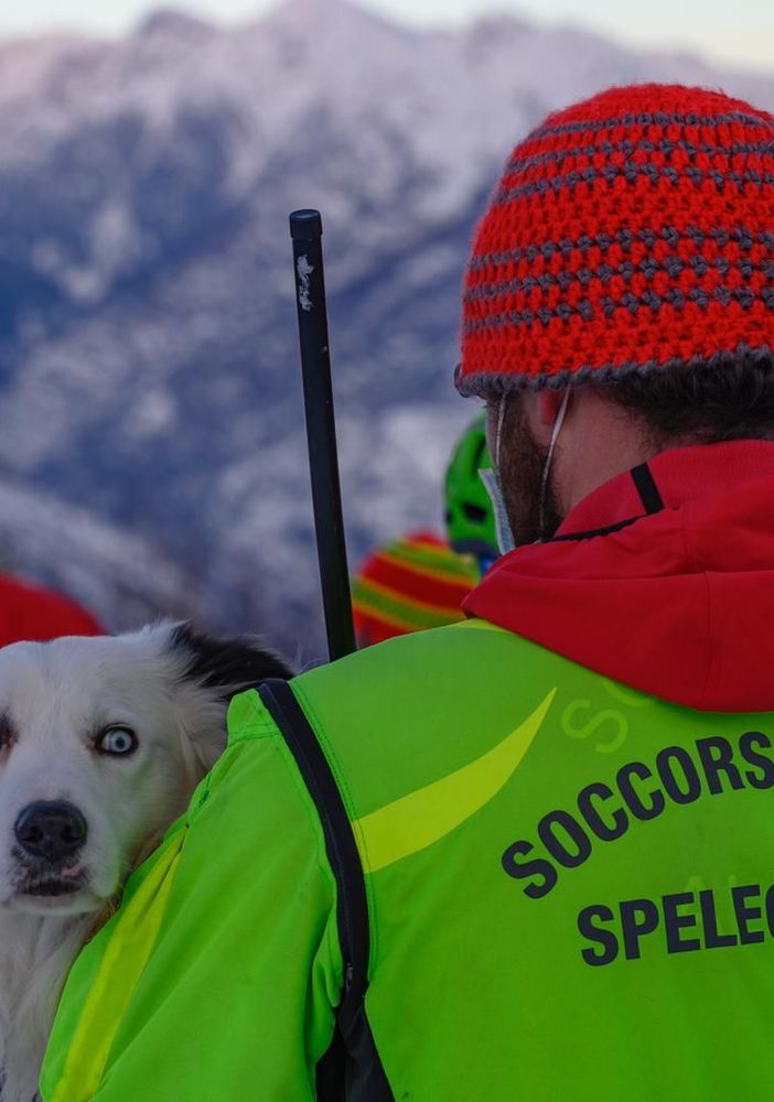 Alto rischio di valanghe: il Soccorso Alpino invita alla massima prudenza