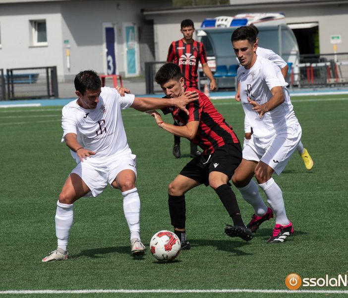 Pari tra Omegna e Juve Domo. Vittoria casalinga per il Baveno
