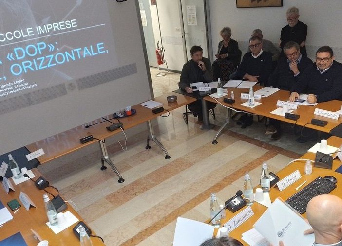 Le piccole imprese vedono nero: &quot;Non se ne esce prima di un anno&quot;
