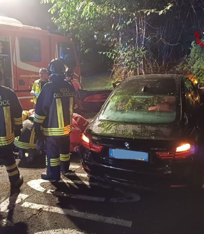 Incidente stradale a Brovello Carpugnino: ferito un anziano