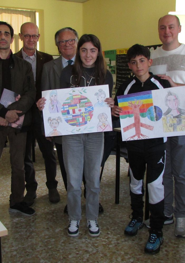 &quot;Un poster per la pace&quot;, premiati i vincitori del concorso del Lions Club