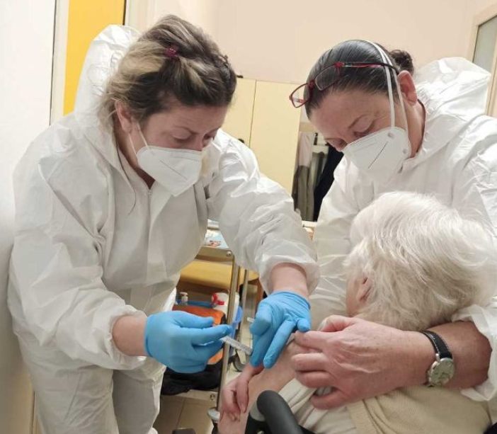 I dati delle vaccinazioni di martedì in Regione