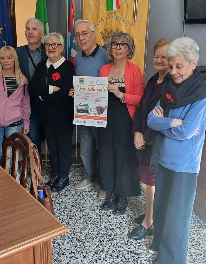 &quot;Vorrei cantar con te&quot;: il coro Unincantodargento in concerto a sostegno dell'associazione Parkinsoniani Vco