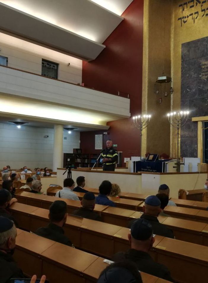 Alla sinagoga di Milano cerimonia di preghiera per le vittime del Mottarone