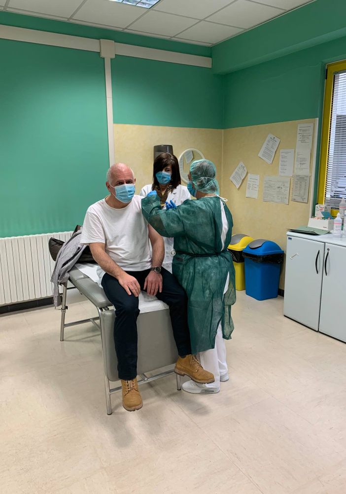 Partita la campagna vaccinale sul personale scolastico del Vco
