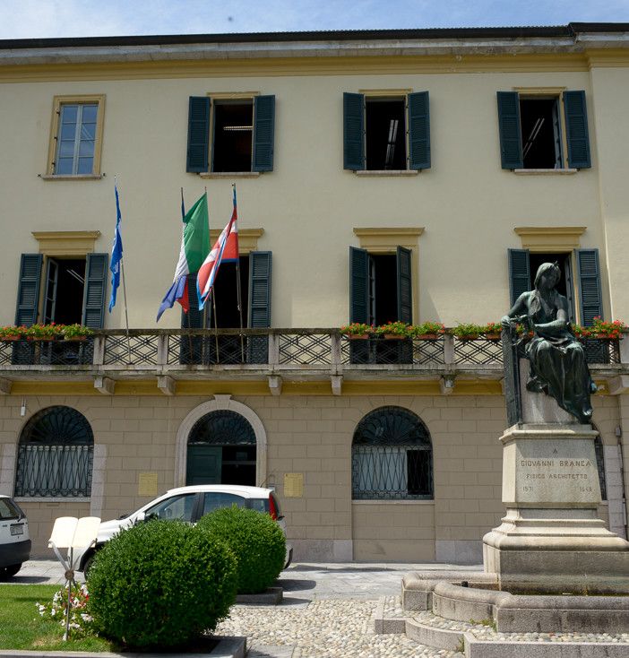 Elezioni a Cannobio, il sindaco uscente Gianmaria Minazzi sfida Dario Ferrari