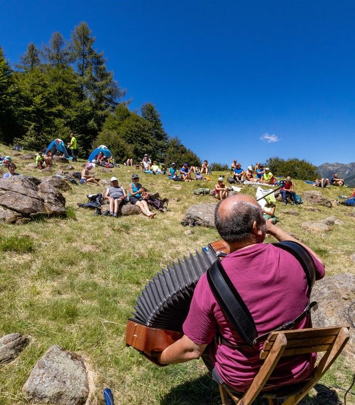 Musica in Quota: il 17 luglio concerto all'Alpe Lut con l'orchestra di fisarmoniche bellinzonesi