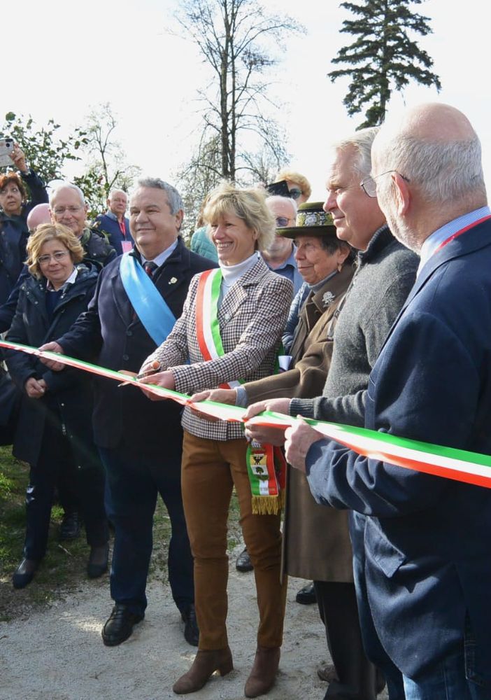 Inaugurato il parco delle camelie Piero Hillebrand FOTO