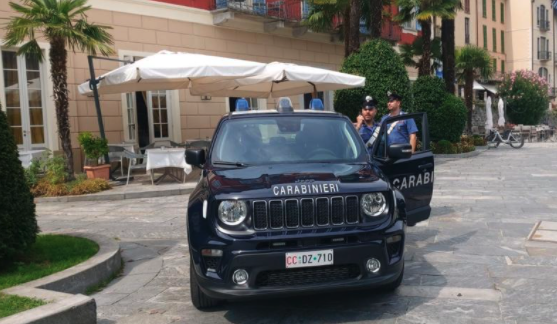 Arrestato spacciatore: gli stupefacenti venivano ordinati via smartphone
