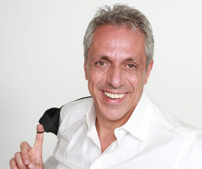 A Stresa lo spettacolo 'Recital' di Max Pisu
