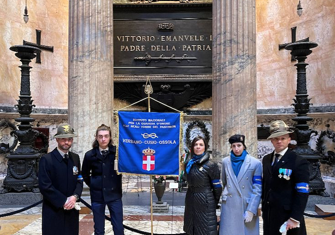 Guardia d’Onore al Pantheon, la delegazione Vco alle celebrazioni del 145º anniversario