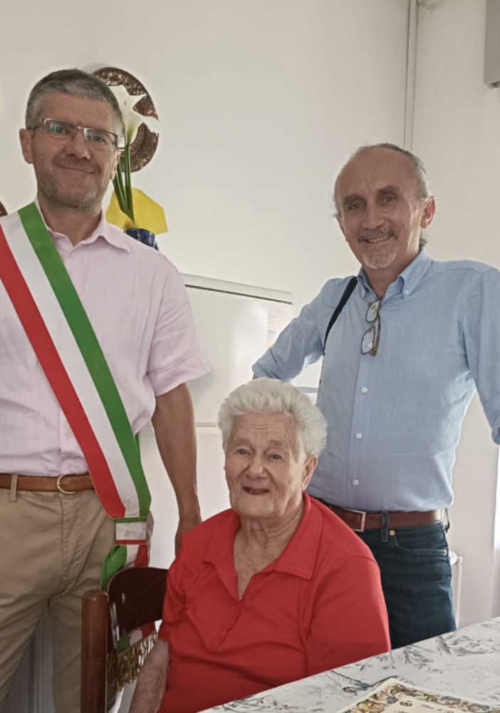Beatrice Valdi compie 102 anni: una vita di ricordi e saggezza