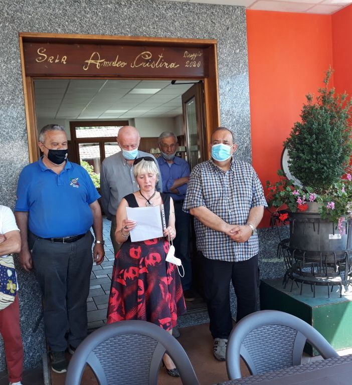 Cireggio, intitolata ad Amedeo Cristina la sala da pranzo del circolo