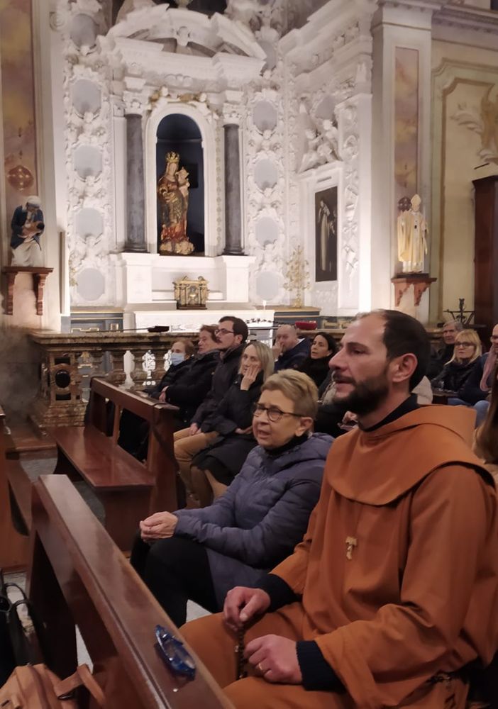 Tanti i fedeli all'incontro di preghiera a Trobaso