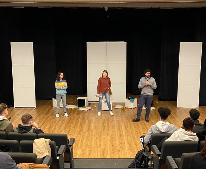 Spettacolo studentesco in occasione della giornata della lotta alle mafie